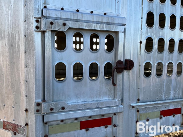 1994-barret-t/a-livestock-trailer-image-20