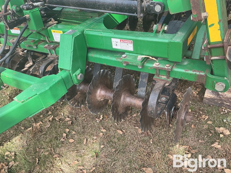 great-plains-3000tt-image-16