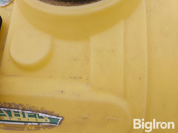 schaben-60-gallon-utv-sprayer-image-14