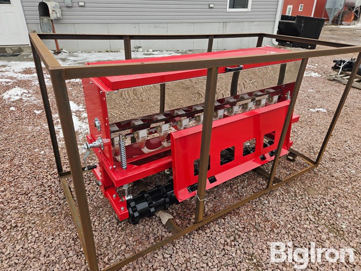 2025-agt-stsd10-3-pt-or-skid-steer-seeder/drill-attachment-image-3