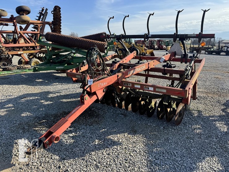 1990-unverferth-penetrator-image-1