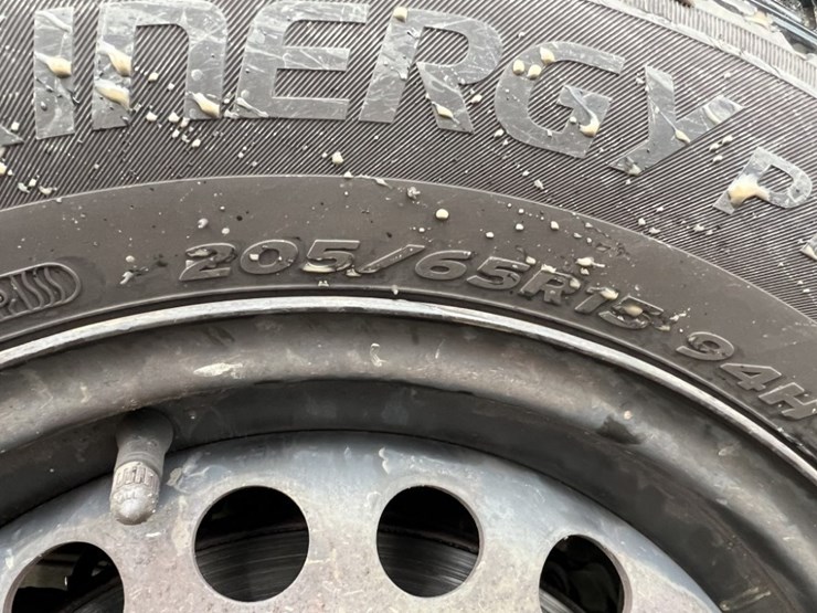 2011-ford-transit-image-16