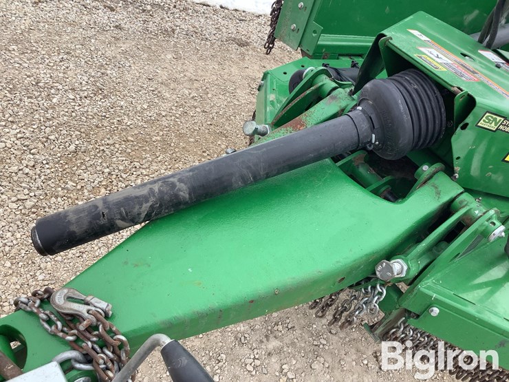 2020-john-deere-e12-image-10