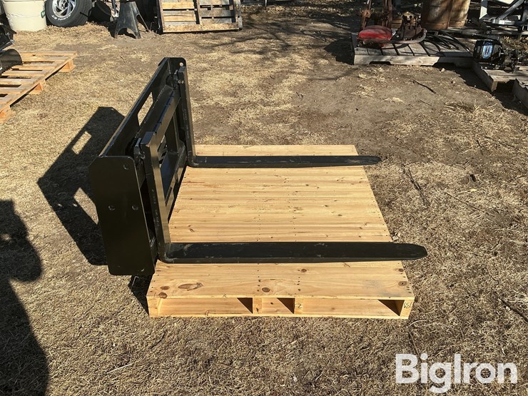 2025-wolverine-pff2-13-45w-skid-steer-pallet-forks-image-4
