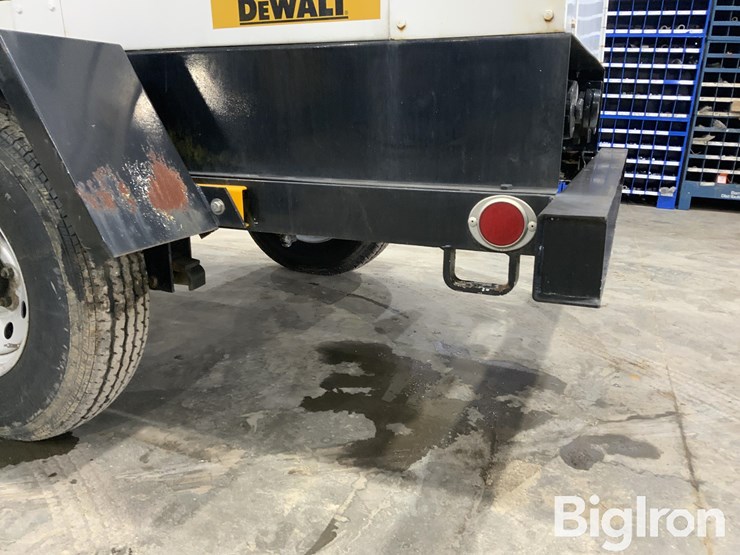 john-deere-4039tf001-image-11