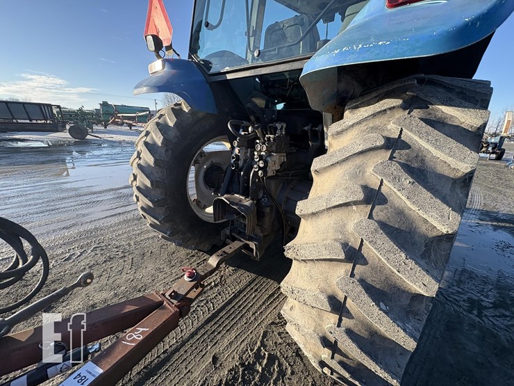 new-holland-ts110-image-8