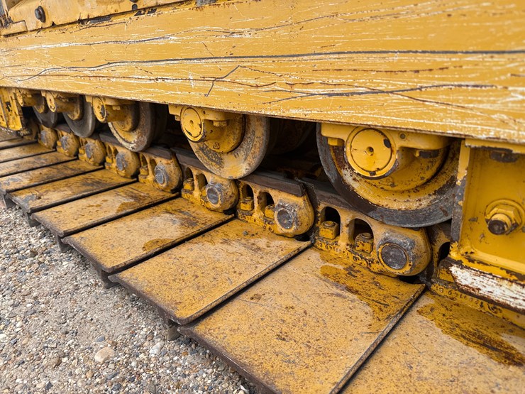 2019-deere-450k-lgp-image-22