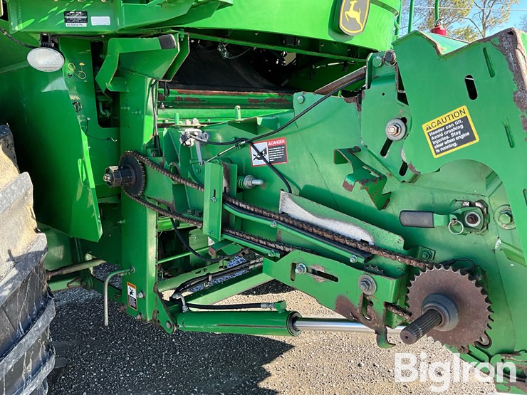 2010-john-deere-9770-sts-image-15