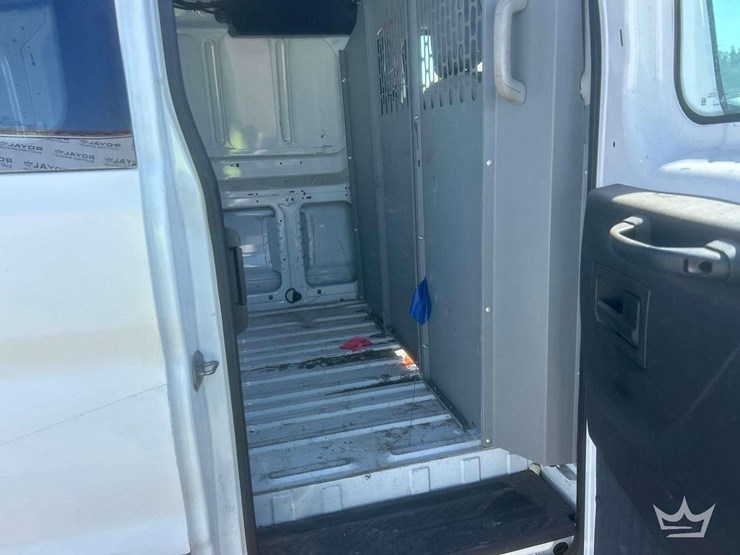 2017-ford-transit-image-12