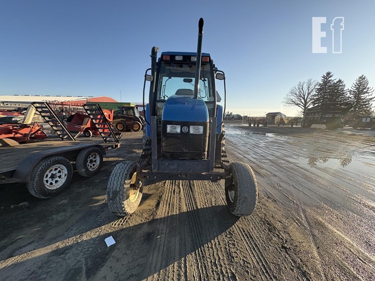 new-holland-ts110-image-2