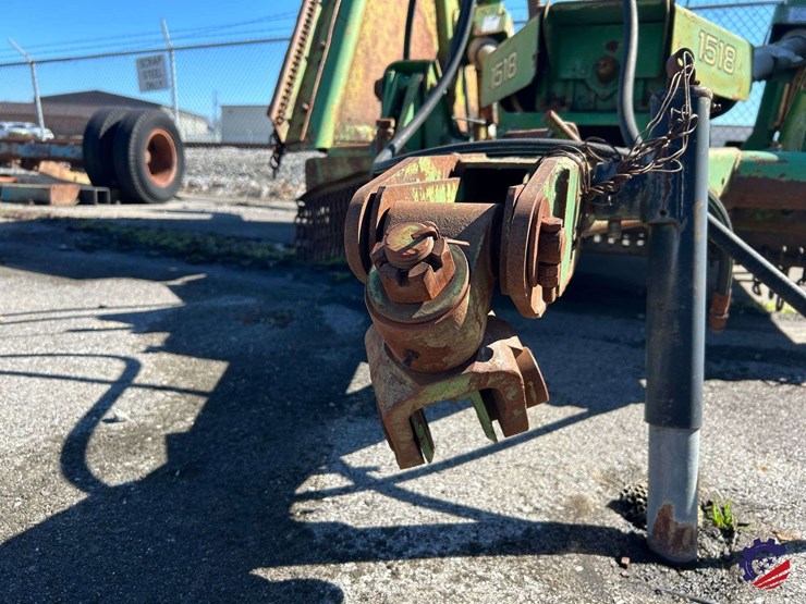 john-deere-1518-image-8