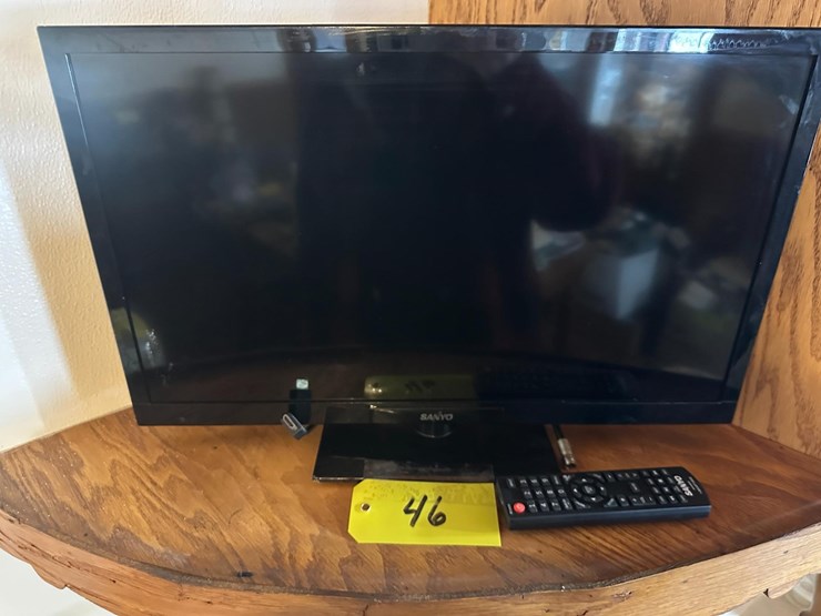 sanyo-24"-hd-tv-image-1