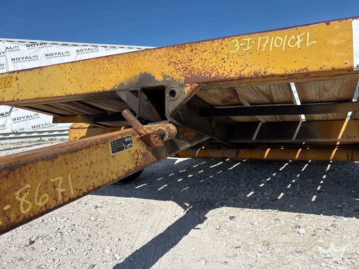 1984-charles-machine-works-s4a-s/a-tilt-deck-trailer-image-6