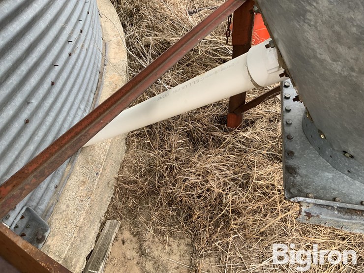 sioux-60-bushel-bulk-bin-image-11