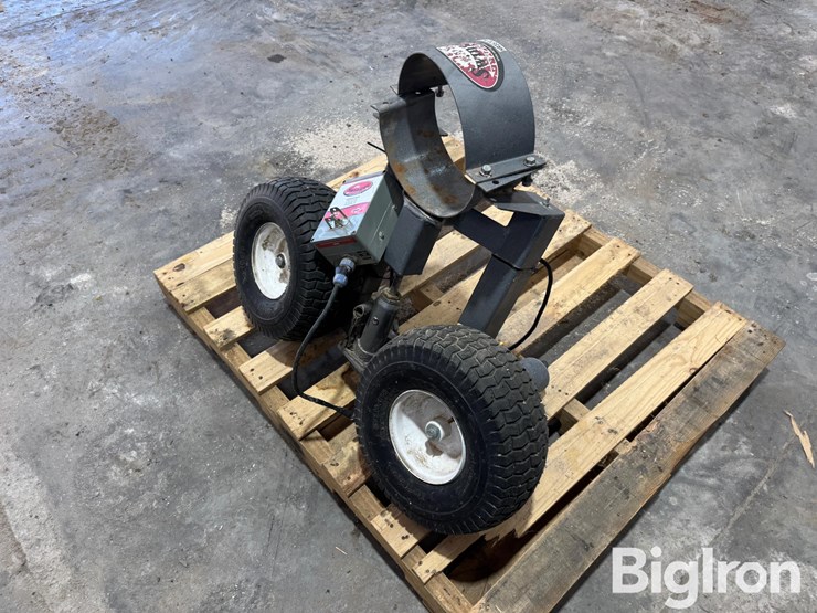 swinger-gen-ii-remote-controlled-swing-hopper-mover-auger-hopper-assist-image-9