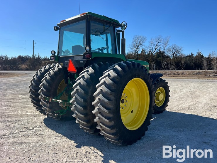 1990-john-deere-4455-image-5