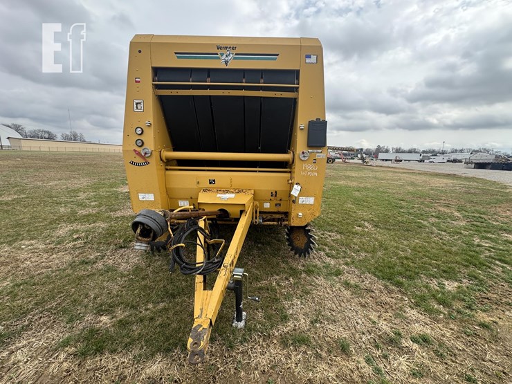 vermeer-605l-image-2