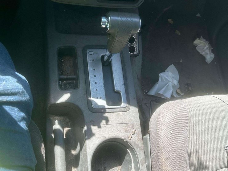 2014-nissan-frontier-image-21