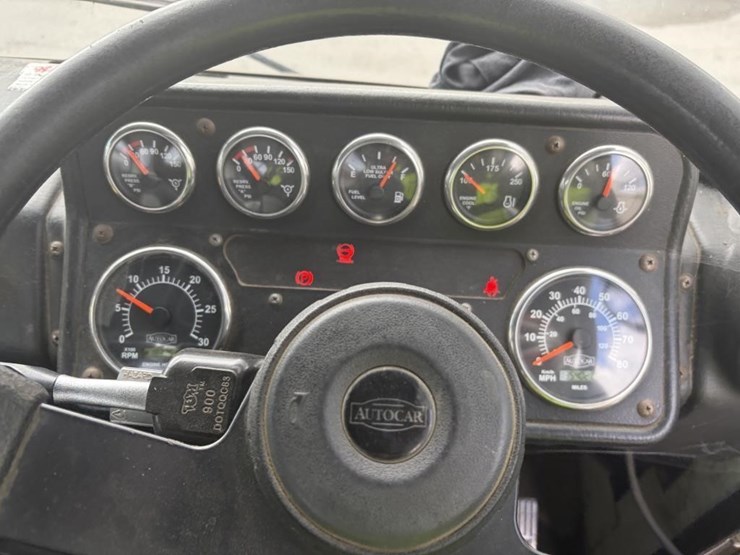 2008-autocar-wxr64-image-18