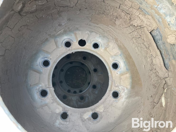 11-24.5-tires-image-14