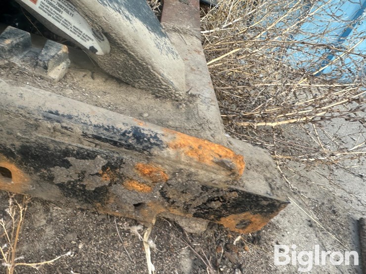 peterbilt-389-image-19