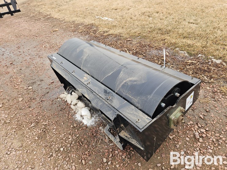 2025-giyi-gyvr59-vibratory-roller-skid-steer-attachment-image-5