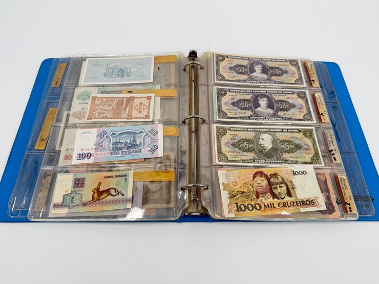 #32243-•-vintage-paper-currency-in-blue-binder-image-8