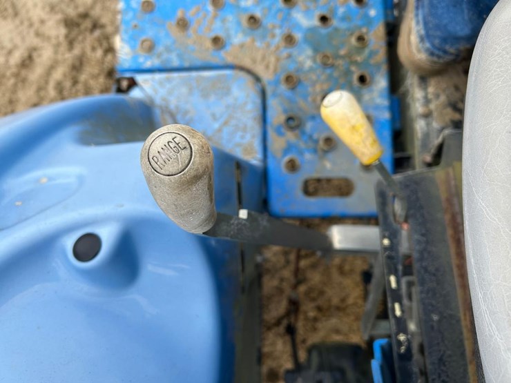 new-holland-tc35-image-26