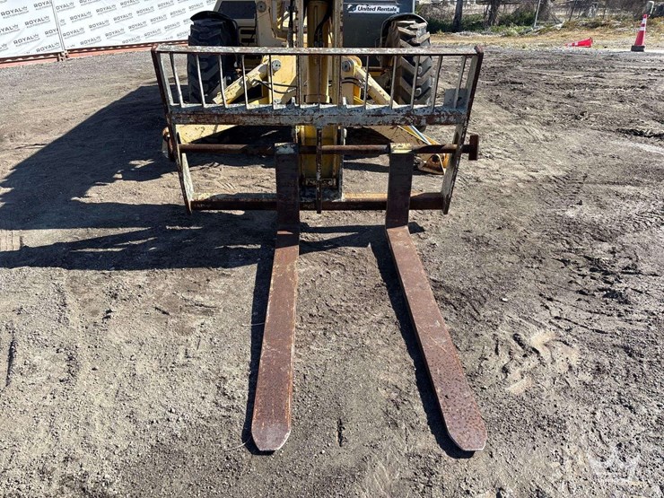 2012-gehl-dl11-image-6