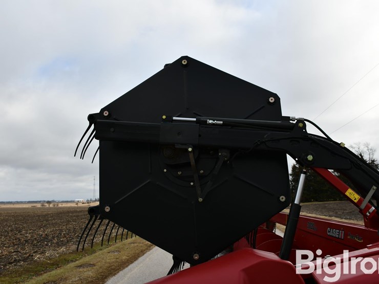 2013-case-ih-3020-image-10