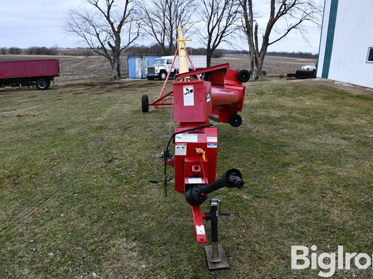 westfiled-mk-100-61-swing-away-auger-image-2