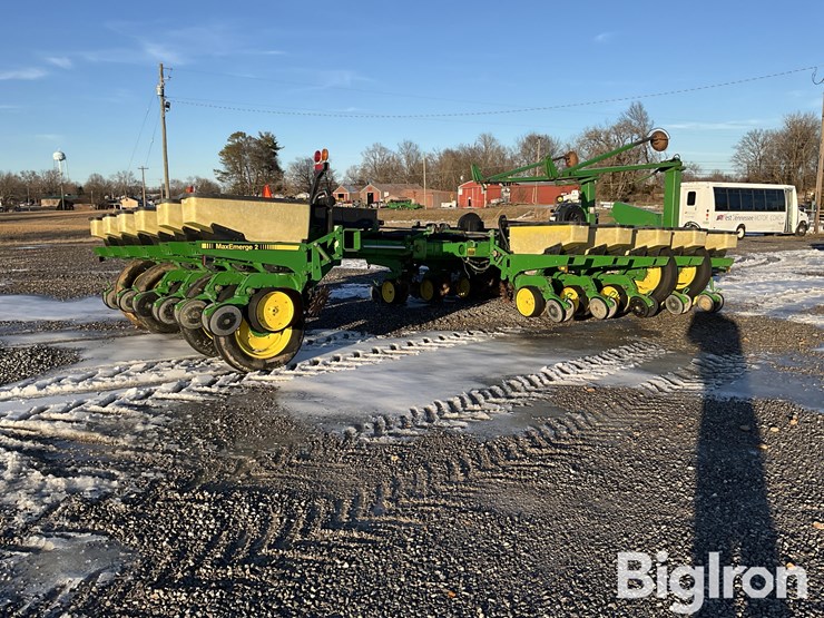 john-deere-7200-image-5