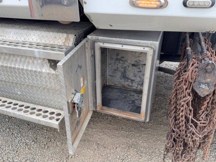 2015-western-star-4900sb-image-15