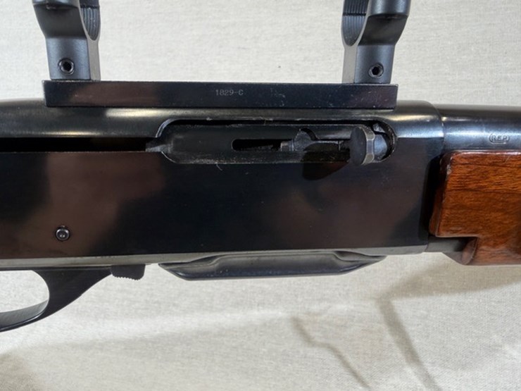 #224-•-remington-arms-7400-rifle-image-26