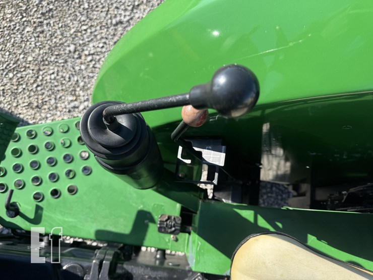 1992-john-deere-5200-image-13