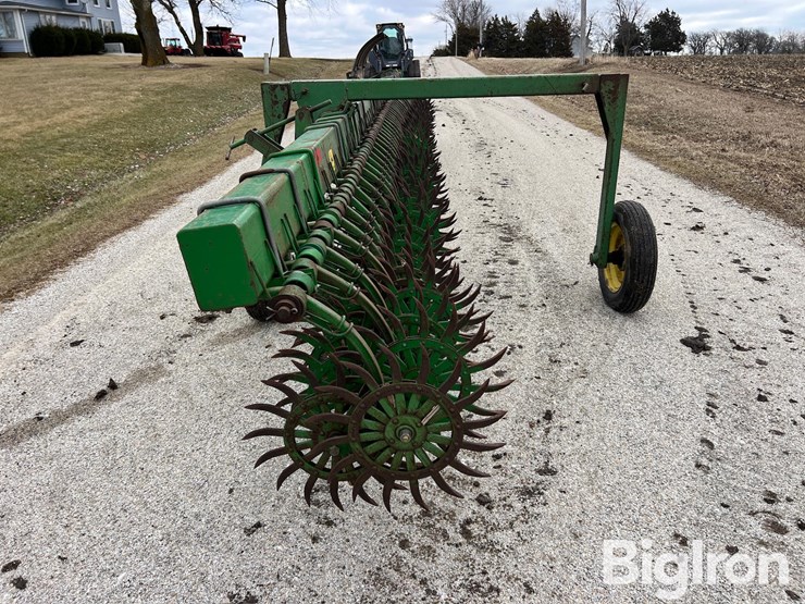 john-deere-30-image-6