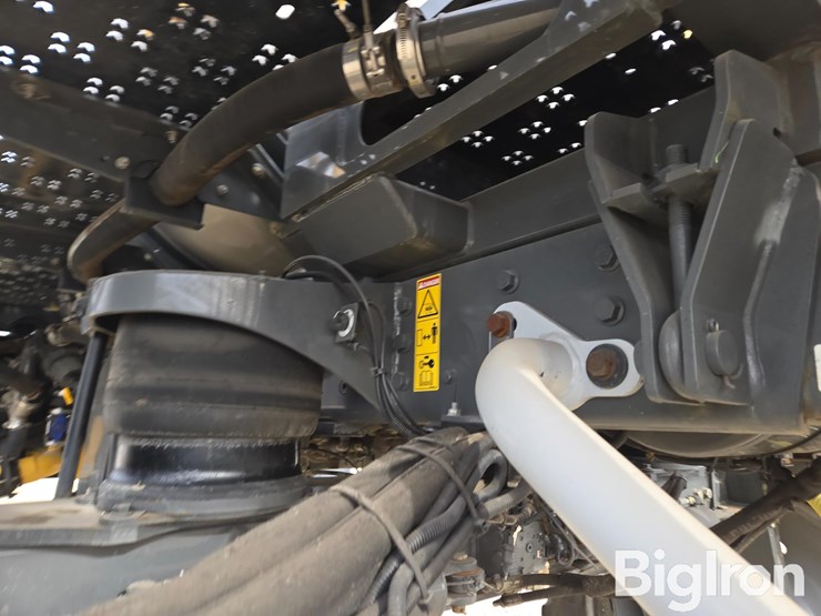 2015-ag-chem-rg1100b-image-11