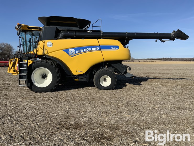 2015-new-holland-cr8.90-image-8