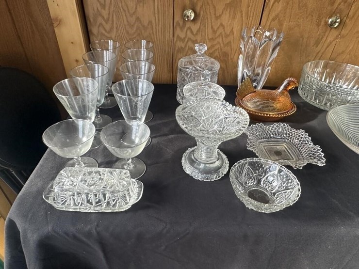 vintage-glassware-sets-image-2