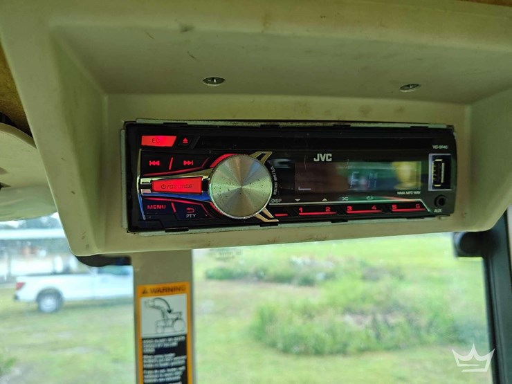 2012-john-deere-6430-image-13