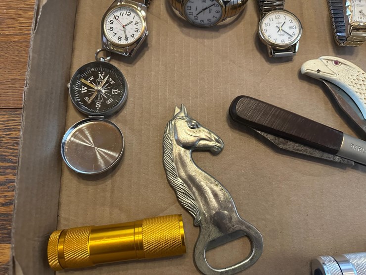 wrist-watches-&-knives-image-3