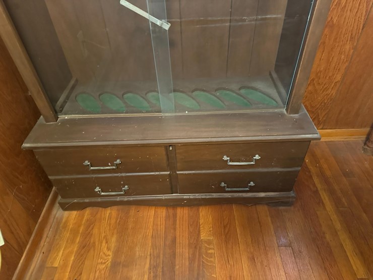 glass-gun-cabinet-image-3