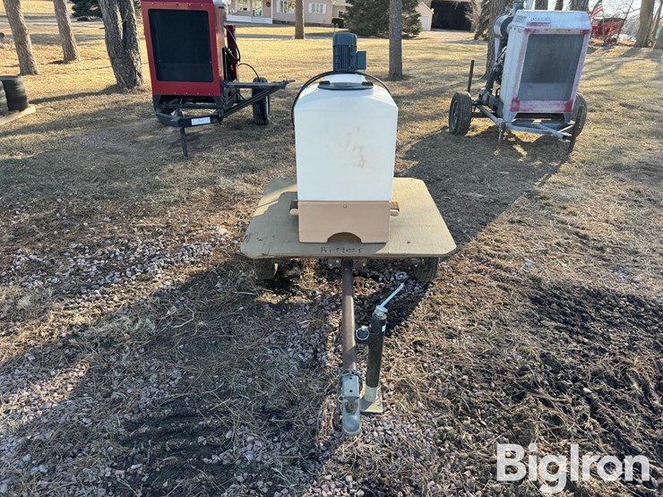 neptune-portable-chemigation-pump-image-2