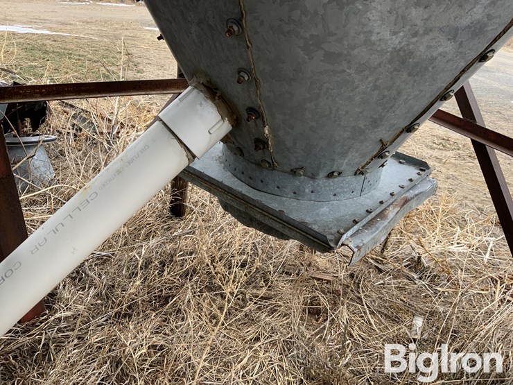 sioux-60-bushel-bulk-bin-image-10