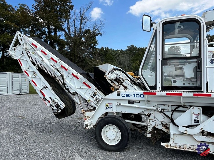 roadtec-cb100-sweeper-conveyor-image-20