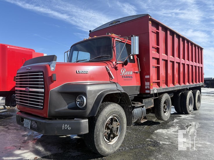 1984-ford-l8000-image-27