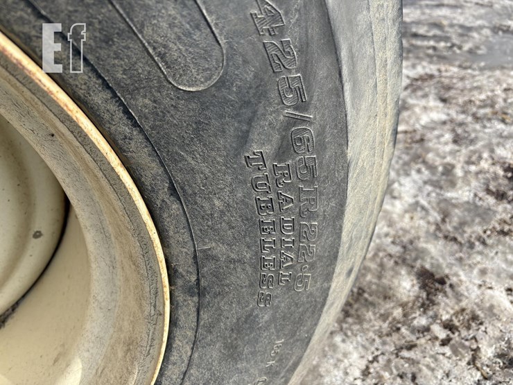 2016-meyer-x1704-image-5