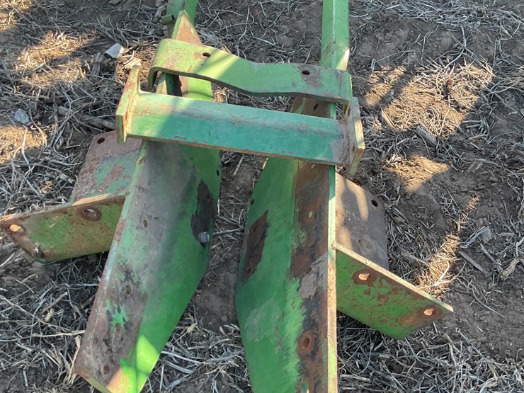 john-deere-158-image-14