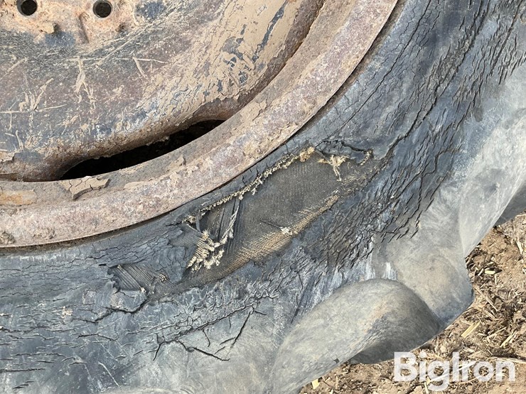 11-24.5-tires-image-12