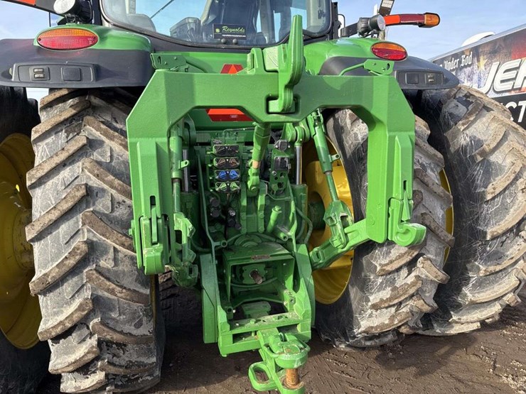 john-deere-8310r-image-18